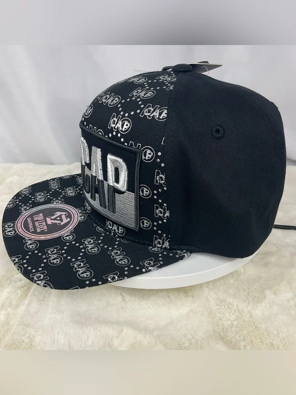Top Level No Cap Snapback Hat Black Silver All Over Logo Pattern NWT